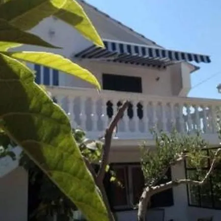 In Tribunj With Balcony, Air Conditioning, Wifi, Washing Machine 5040-1 Appartement Tribalj