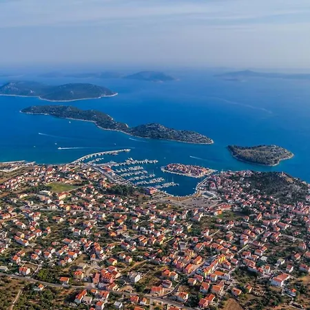 Appartement In Tribunj With Balcony, Air Conditioning, Wifi, Washing Machine 5040-1