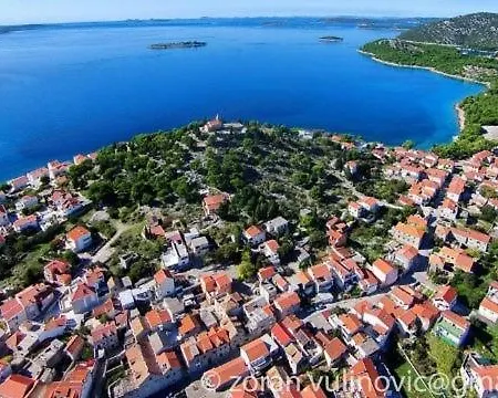 In Tribunj With Balcony, Air Conditioning, Wifi, Washing Machine 5040-1 Appartement Tribalj