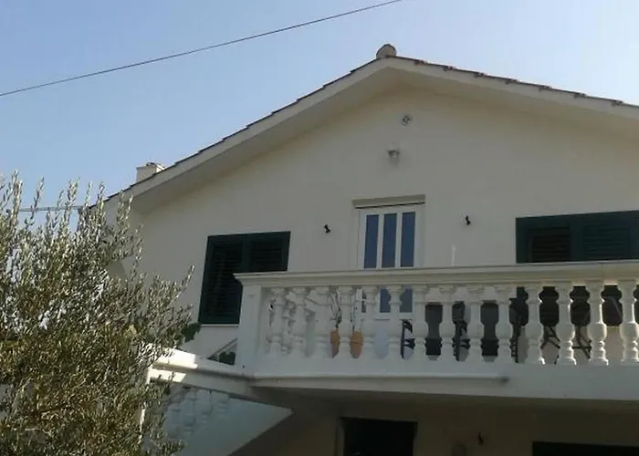 In Tribunj With Balcony, Air Conditioning, Wifi, Washing Machine 5040-1