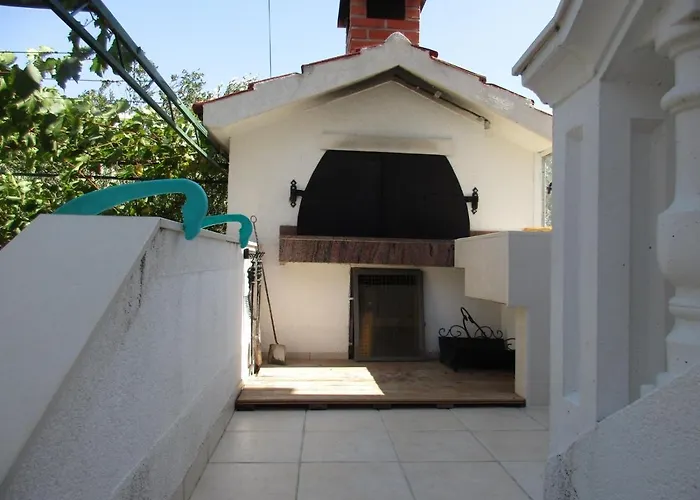 Appartamento In Tribunj With Balcony, Air Conditioning, Wifi, Washing Machine 5040-1 *