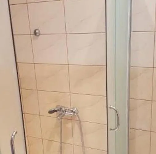 In Tribunj With Balcony, Air Conditioning, Wifi, Washing Machine 5040-1 Appartamento Tribalj